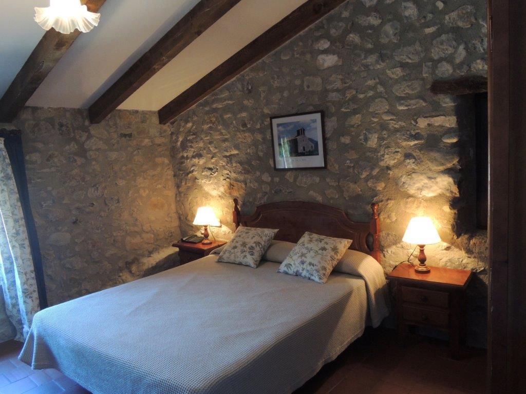 Hostal De La Rovira Oix Eksteriør billede